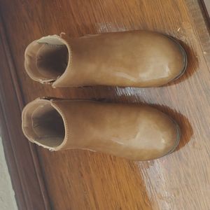 Girl's boot's